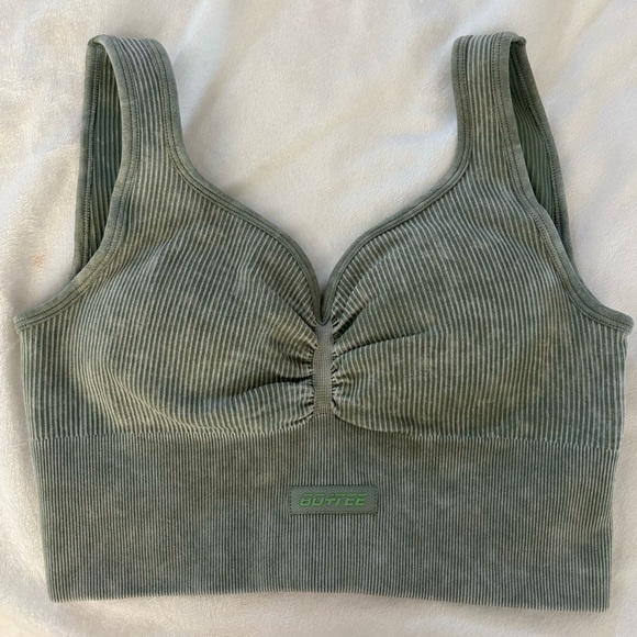 BO+TEE | Ribbe Sports top - Picture 4 of 4